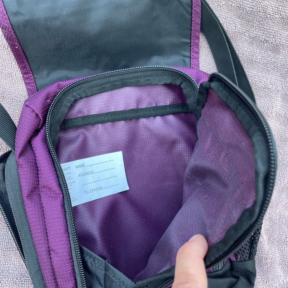 L.L. Bean Women’s Small Purple and Black Messenger Bag - Picture 6 of 7